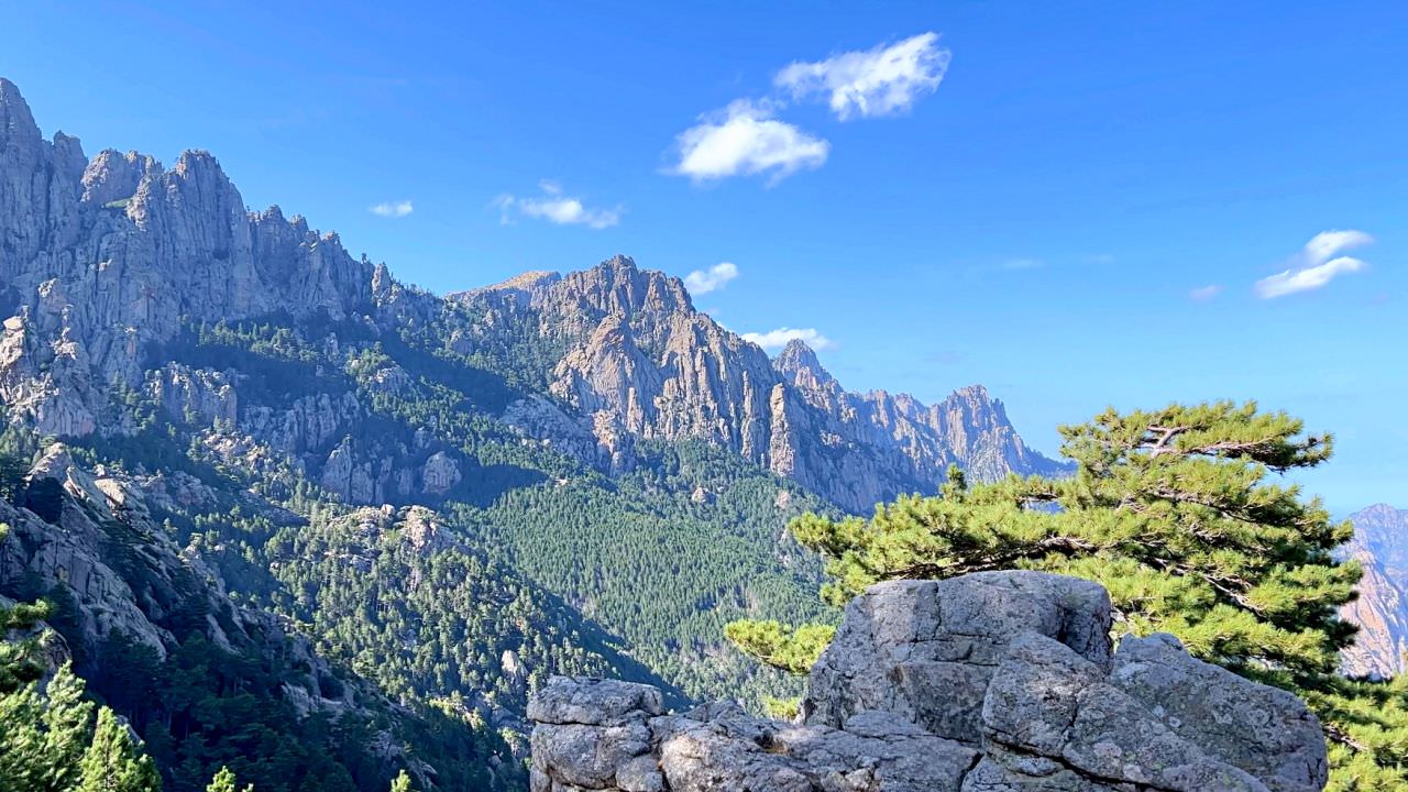 Palombaggia Beach-Corsica’s Oasis for Serenity and Adventure - 第3張圖 Bavella